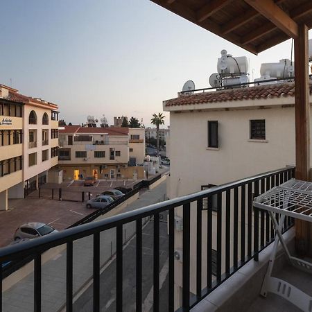 Alexis Apartments - Lovely 2-Bedroom With Swimming Pool Paphos Eksteriør billede