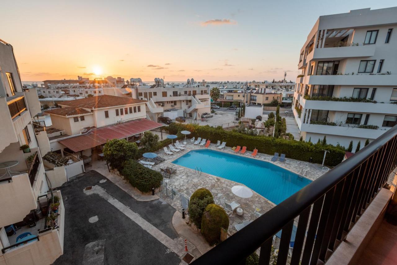 Alexis Apartments - Lovely 2-Bedroom With Swimming Pool Paphos Eksteriør billede